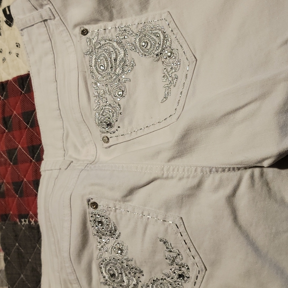 Capris